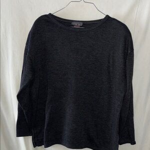 New York Style Gray Knit Sweater